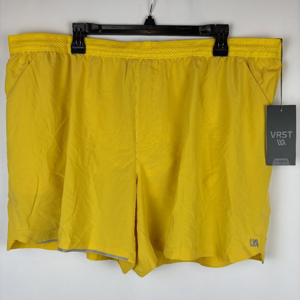XXL Bright Yellow Lightweight Short Men's Shorts Running Athletic Activewear NWT
